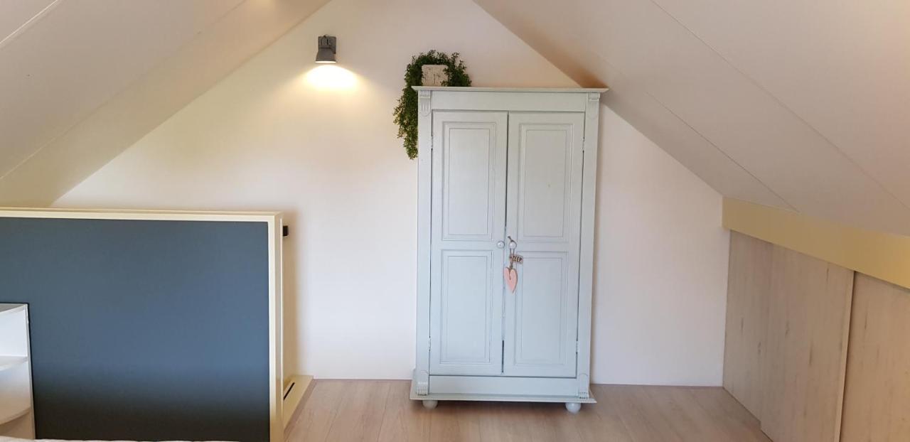 Prachtig Vrijstaand Appartement Aan Het Water Heerhugowaard Exterior foto