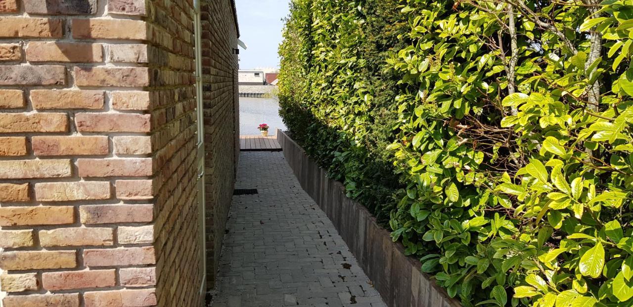 Prachtig Vrijstaand Appartement Aan Het Water Heerhugowaard Exterior foto